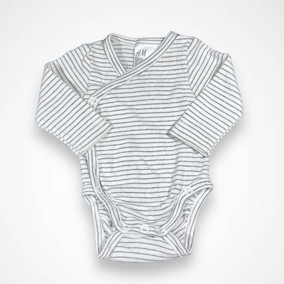 4/$20 H&M White Striped Cotton Onesie - Picture 1 of 4